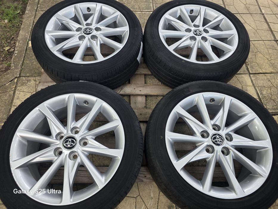 Лети джанти 17ки 5х114.3 Toyota + летни гуми 215/50/17 Toyo