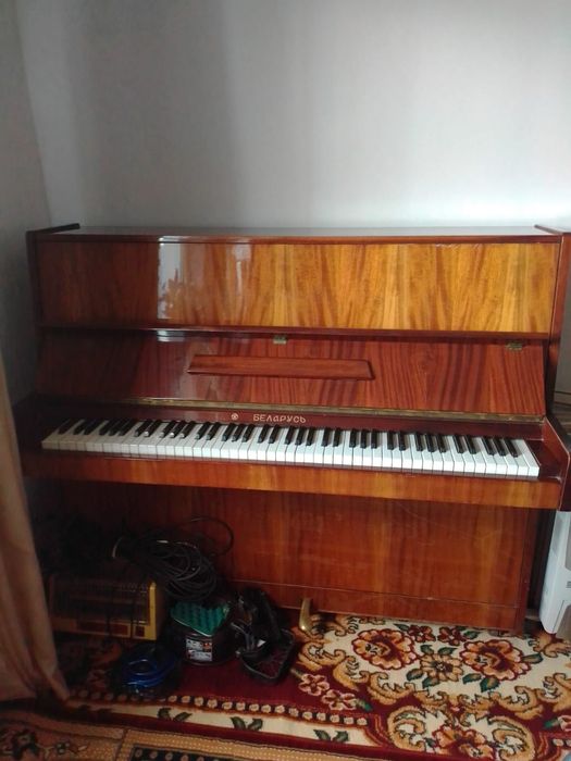 Продается пианино.