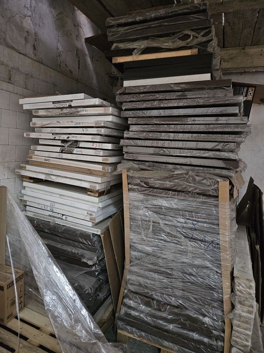 Крила за врати всякакви бели и кафяви