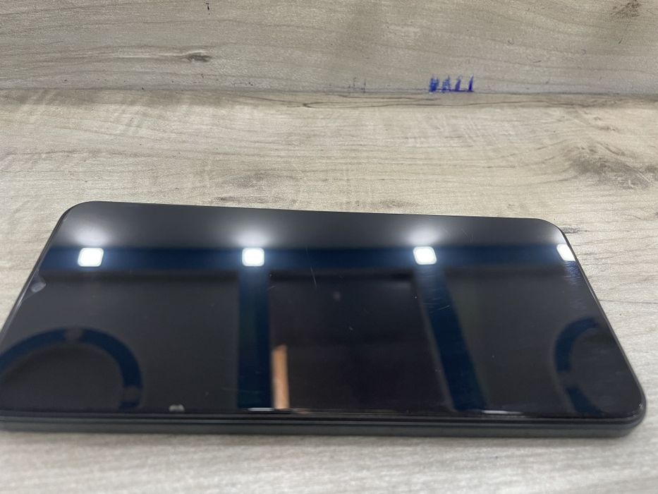 Vivo y17s  Holati yangi 6+6/128 Gb