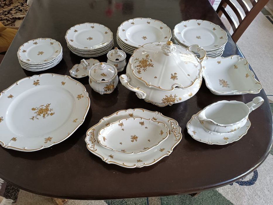 Столовый на 6персон