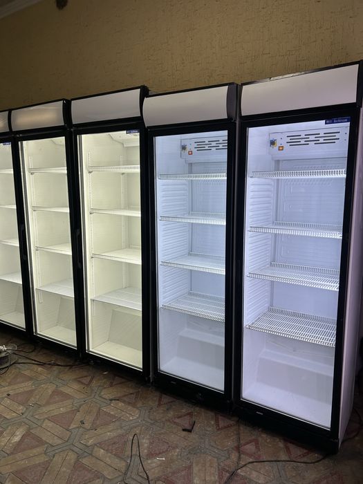 Ветринный холодильник