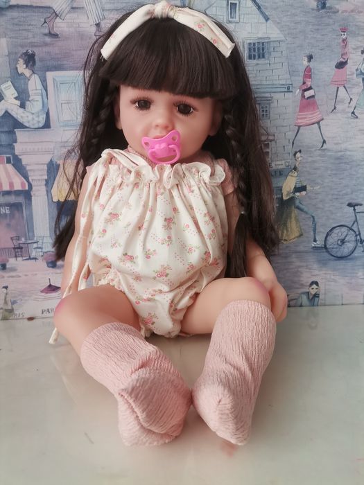 Продам куклу новая