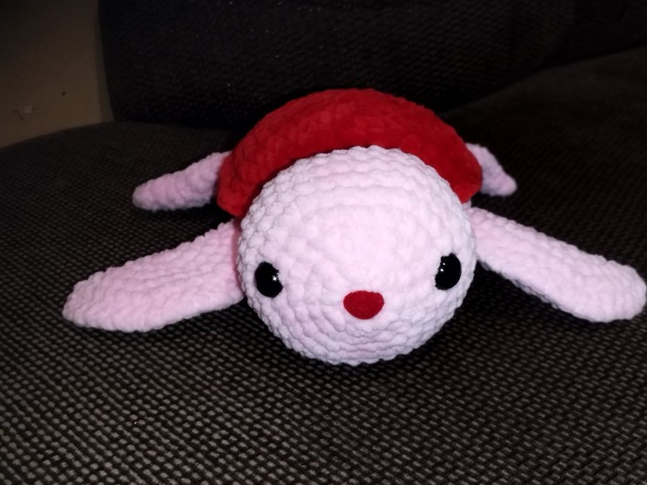 Плетени играчки с пухена прежда