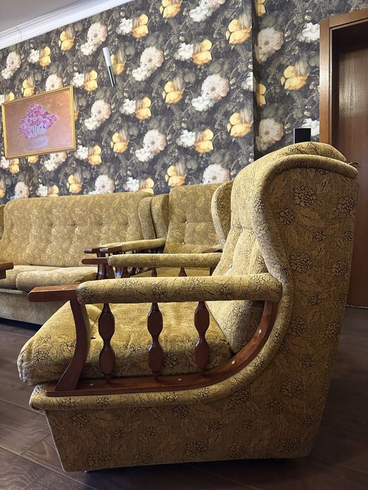 Холова гарнитура – класически стил, много запазена – 250€