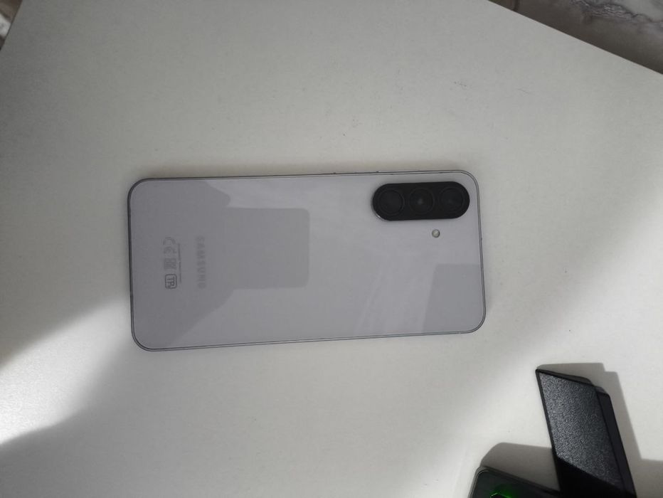 Продам Samsung A56, 8-128
