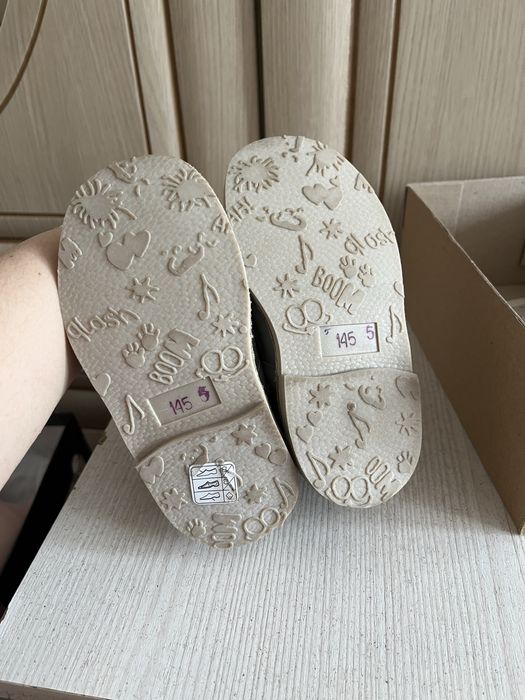 Продаются сандали