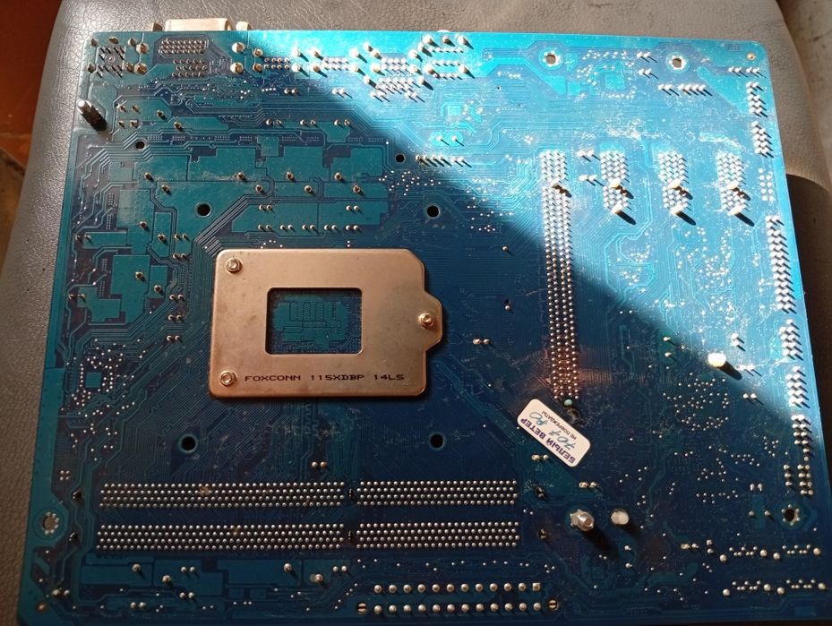 Материнская плата Gygabyte