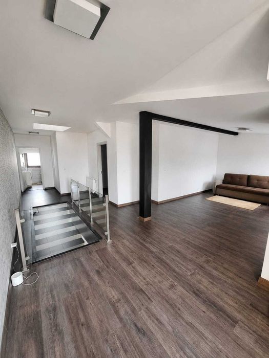 apartament de inchiriat