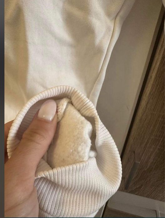 Дамски комплект на Guess