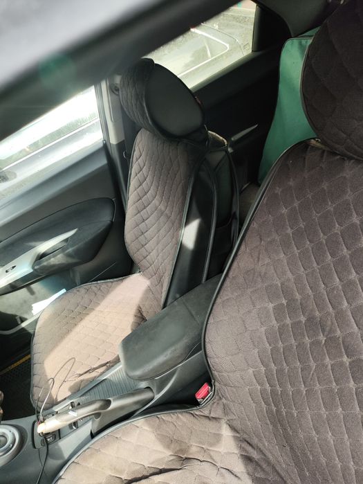 Авточехол  для легковых автомобилей