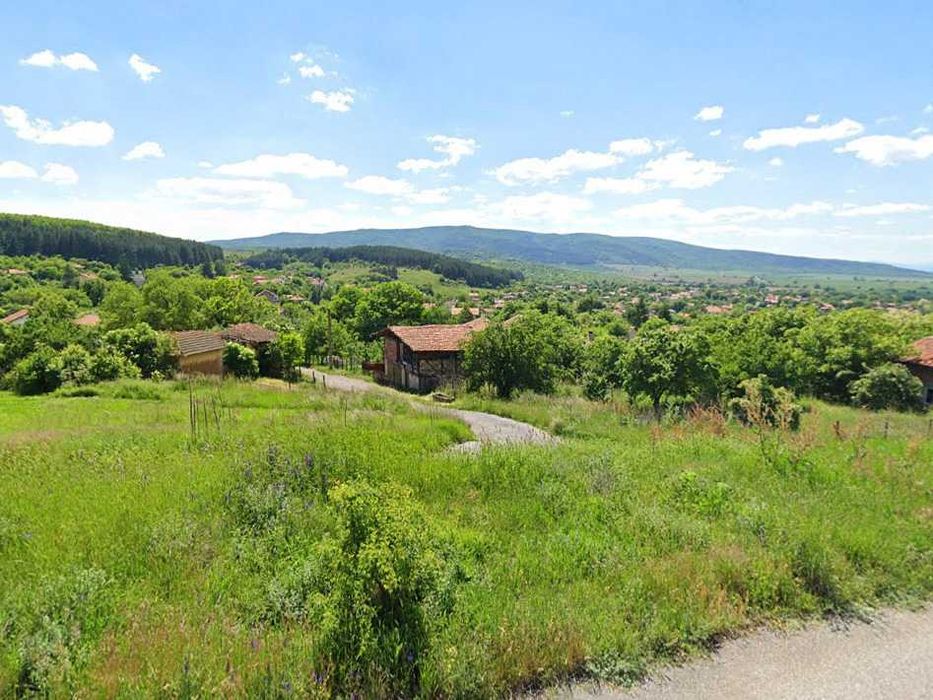 Продава се Парцел в с. Гълъбник, Област Перник - 1077 кв.м за 33 €/кв.м - Снимка #5