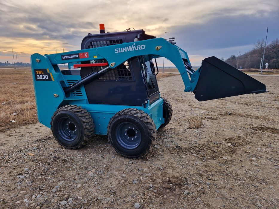 Execut lucrări cu buldoexcavator, miniîncarcator, miniexcavator