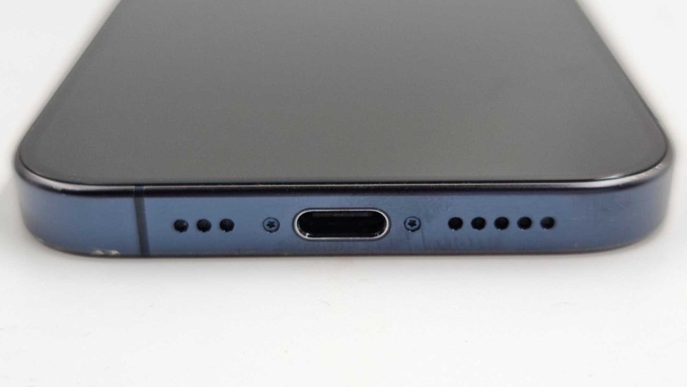 iPhone 15 Pro [Amanet Club Caro]