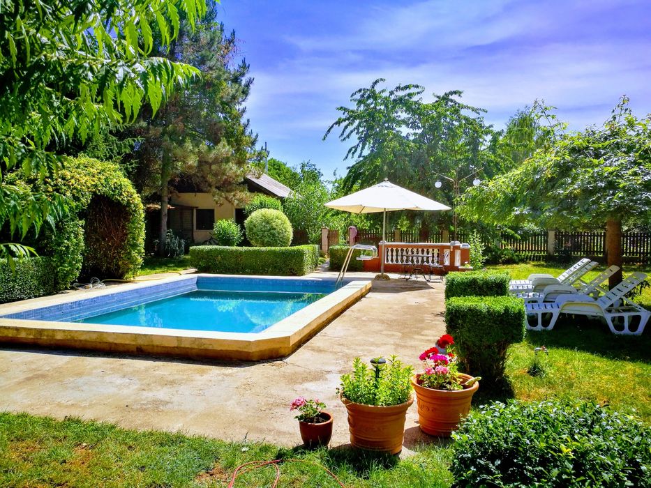 Proprietar închiriez casa cu piscina în Snagov