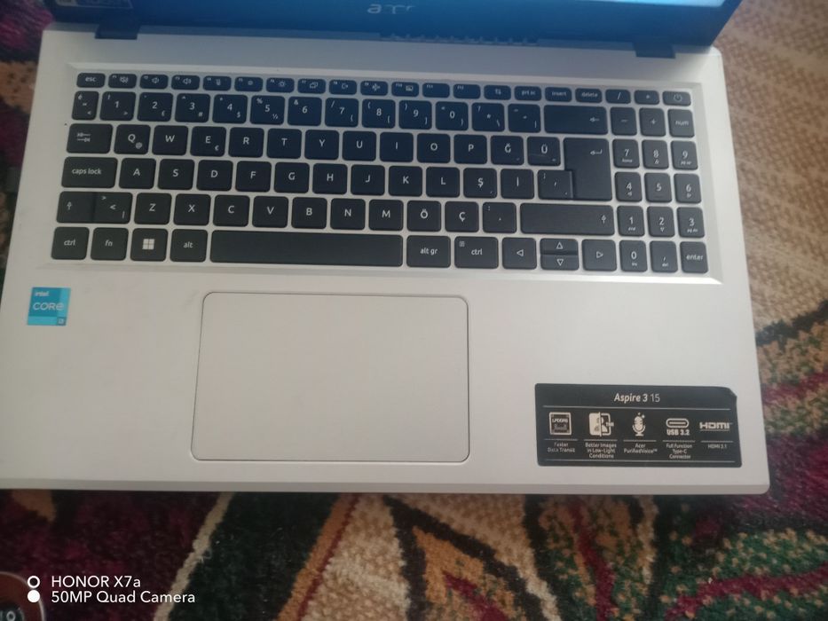 acer     core i3