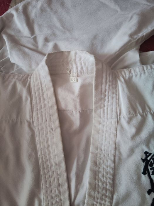 Продам детский комплект для каратэ