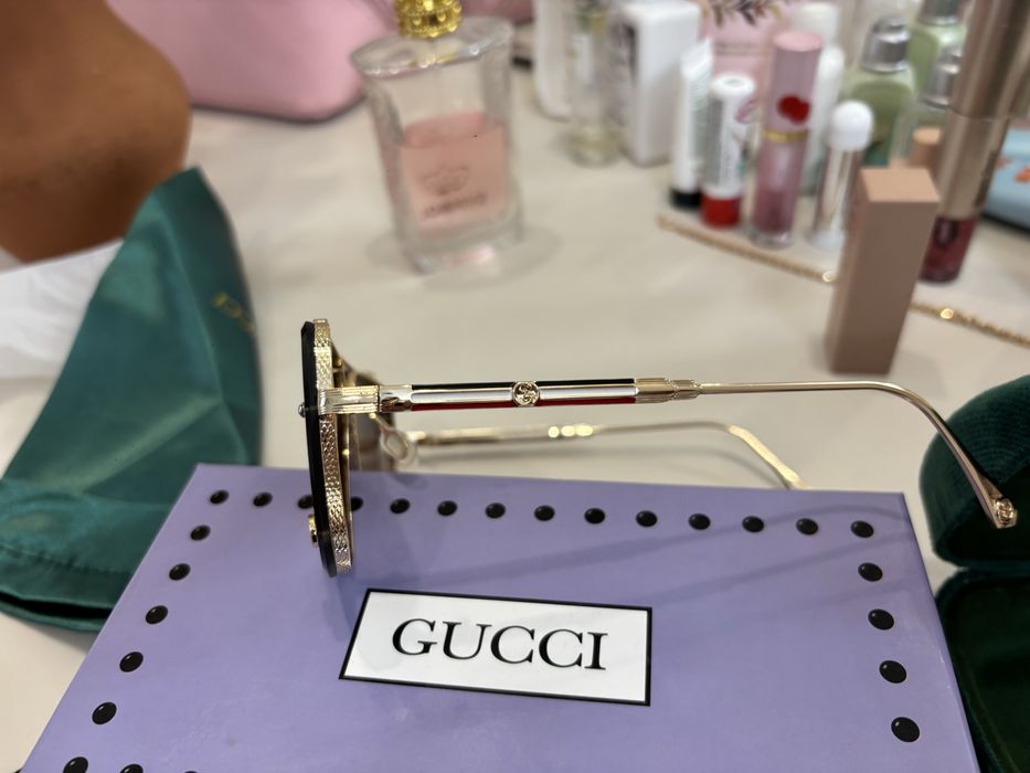 Продам очки солнечные качество супер