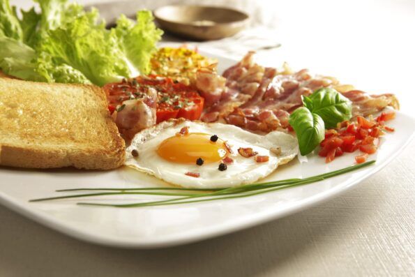 DeLonghi CTLAP2203 Тостер с щипки 550W