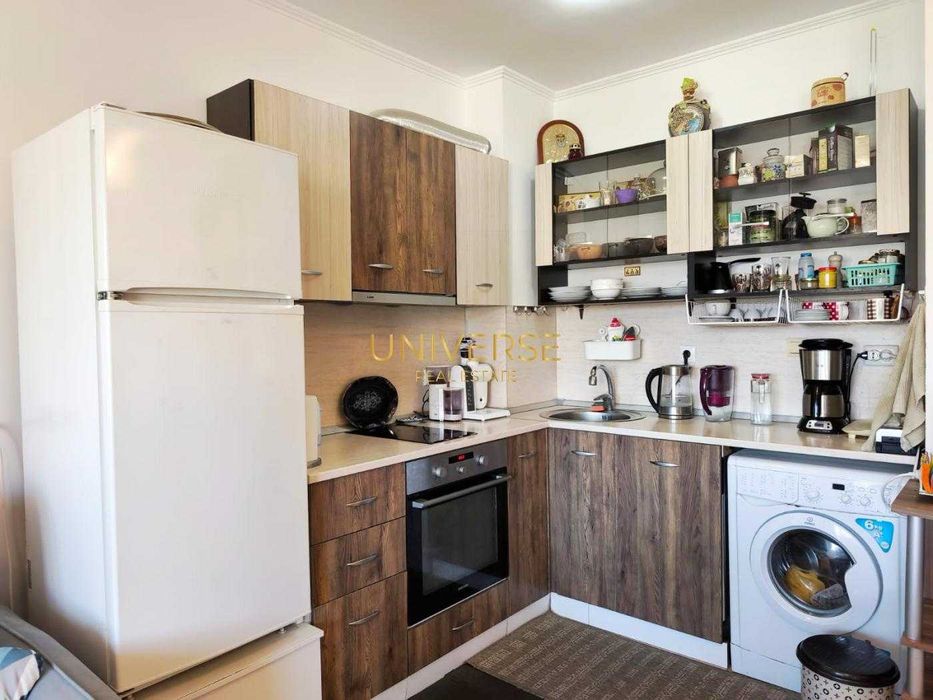 Продава се Двустаен апартамент в Свети Влас - 60 кв.м за 786 €/кв.м - Снимка #1