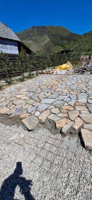 Vând Piatră sau Montez