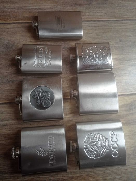 Колекция Джобна Бутилка, Манерка за алкохол