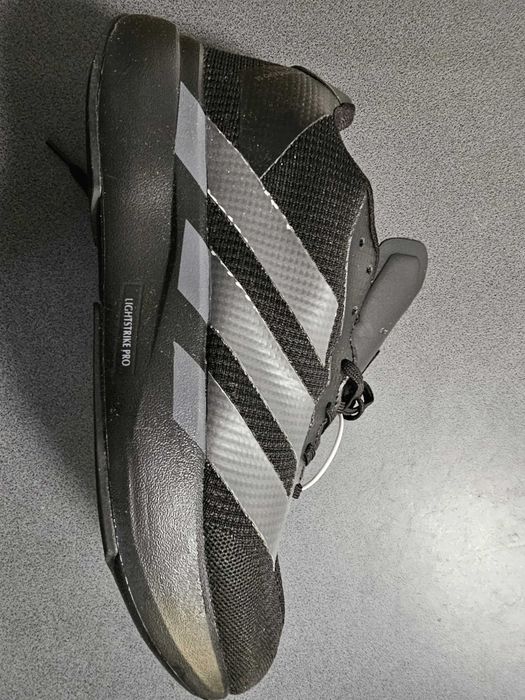 Adidasi adizero fara eticheta