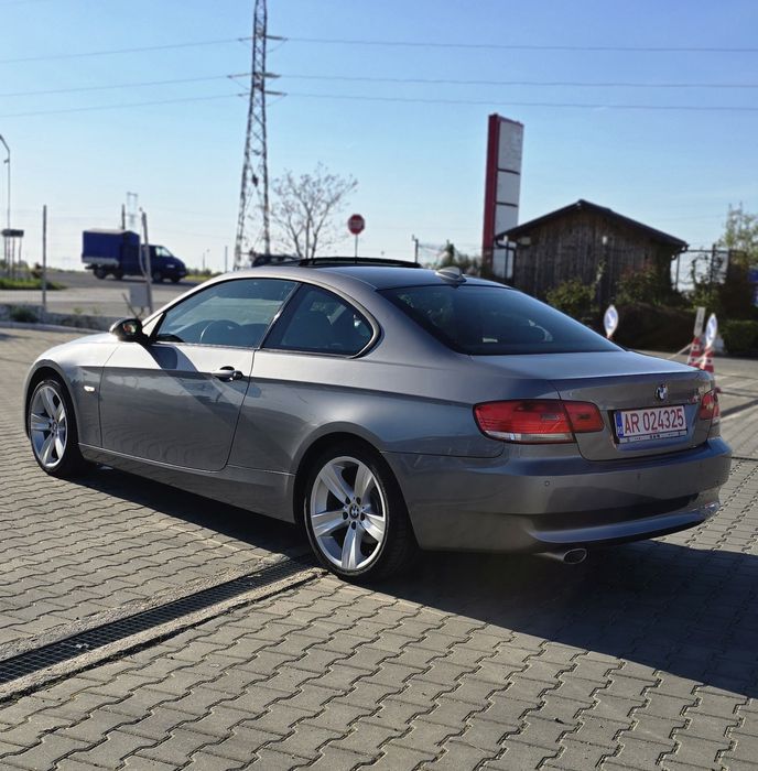 BMW 320d  E92  coupe / automat