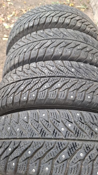 Продам  зимние шины на R13.