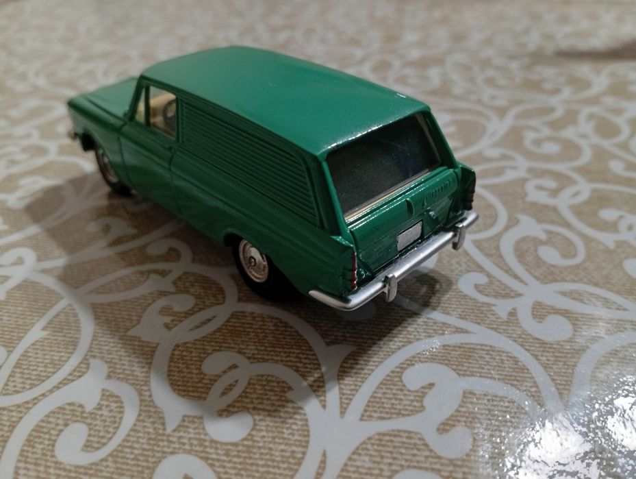 Модель автомобиля москвич МАССШТАБ 1.43