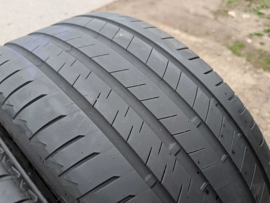SET 4 Anvelope Vara 245/45 R20 + 275/40 R20 BRIDGESTONE Alenza 001 (BMW Original) - Runflat