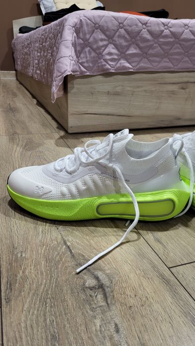 UNDER  ARMOUR  2 броя нови