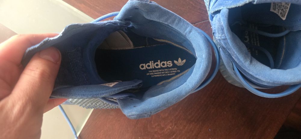 Продавам обувки Addidas tubular invader strap  Blue