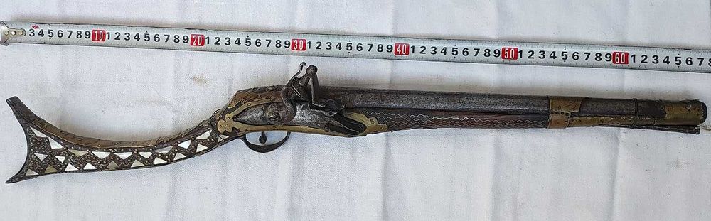 Продавам кремъклийка-карамфилка