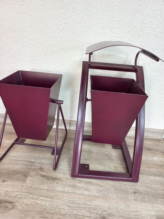 Урна для мусора, цены уточнять у менеджера