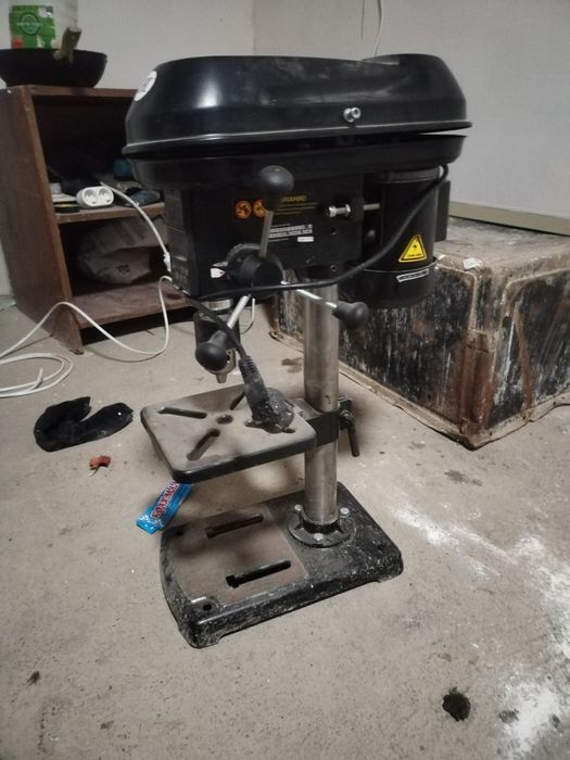 Сверлильный станок.