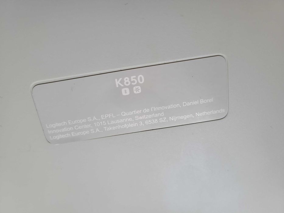 Безжични мишка и клавиатура Logitech K850