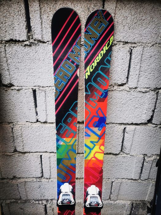 Vand Nordica Dead Money freeride twintips 177cm supercarve