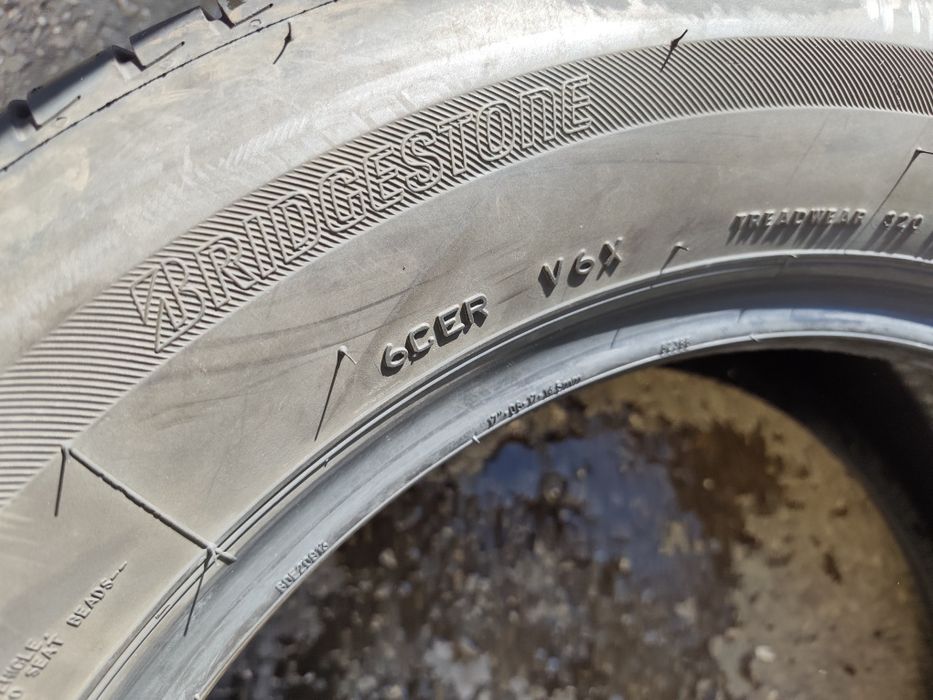 215/60/17" 2бр Bridgestone turanza t005,dot1724,7mm