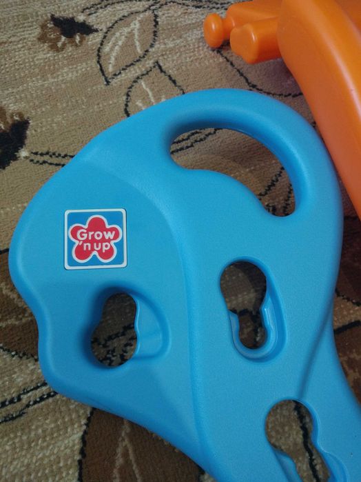 Детска пързалка (пластмасова)