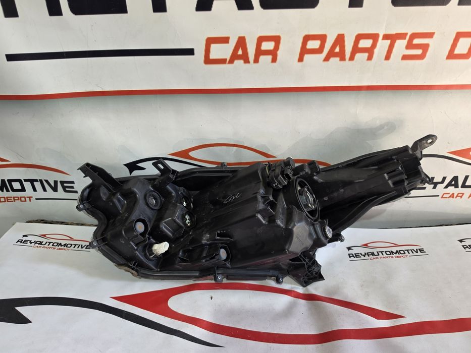 Far dreapta Toyota Yaris 4 dupa 2020 cod K0-6