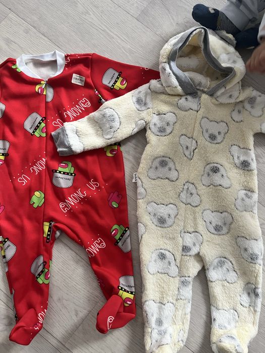 Продам детские вещи