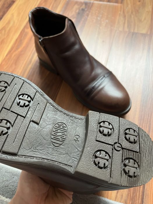 Продам ботинки демисезонные