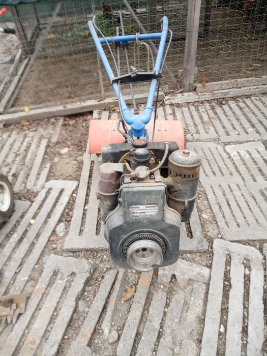 Vand motocultor și cositoare