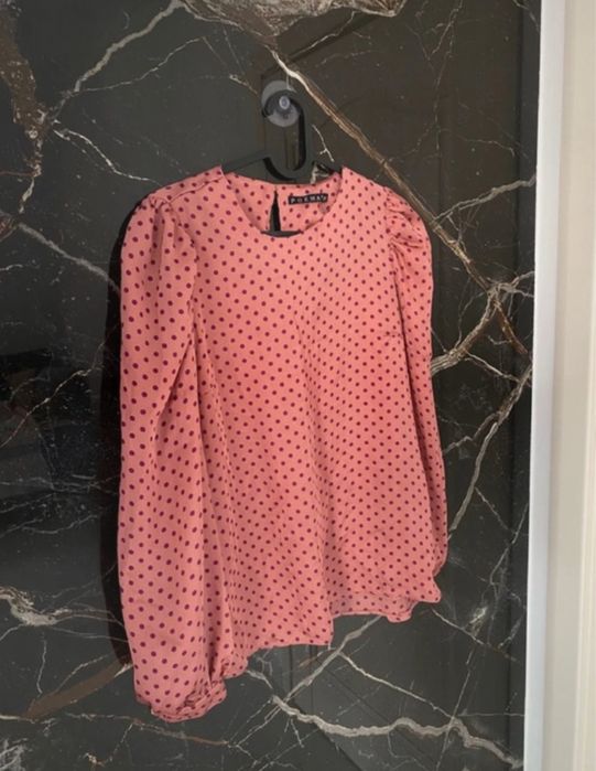 Bluză Poema elegantă roz prăfuit cu buline mov, mărime 38,