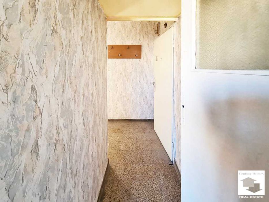 Продава се Тристаен апартамент в Велико Търново, Център - 80 кв.м за 702 €/кв.м - Снимка #11