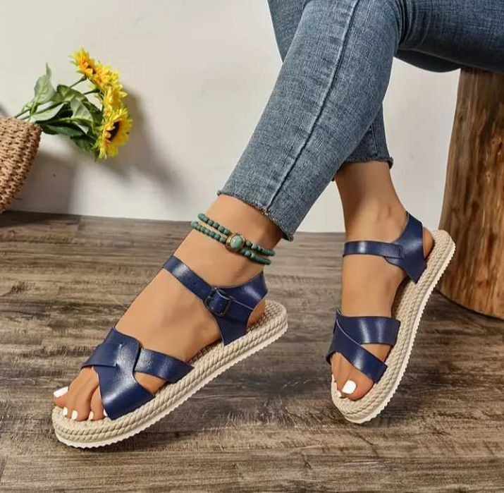 Дамски сандали номер 39 дължина на стелката 24.5 см в кафяво нови