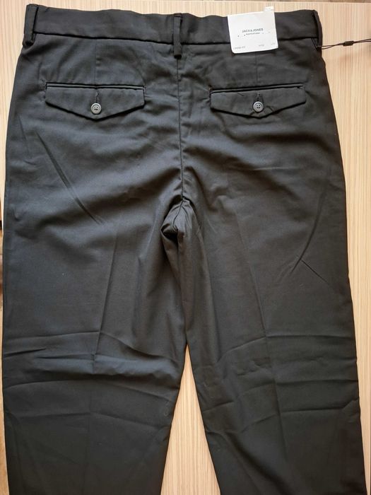 Нов чино панталон Jack and Jones