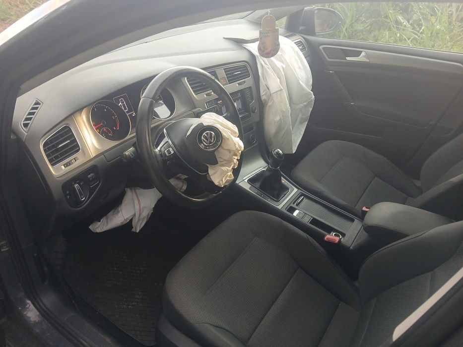 Vw golf 7 1.6 tdi avariat