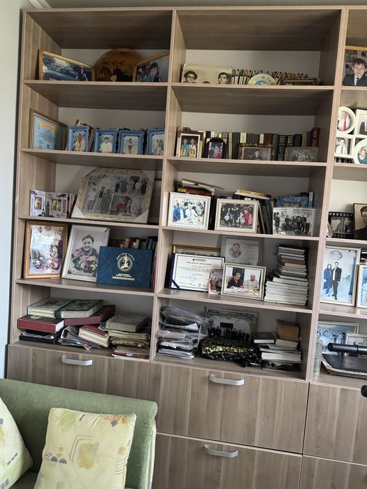 Продам стеллажи книжные